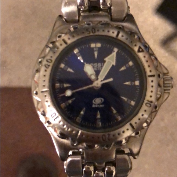 Fossil Watch - Picture 2 of 2